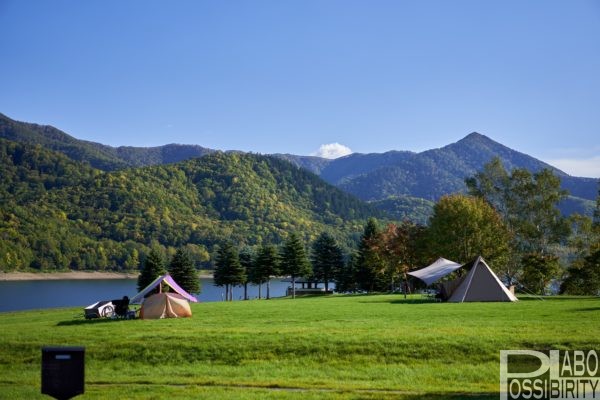 ソロキャンプ,おすすめソロキャンプ,北海道,秘境,静か,景色,絶景,おすすめ,予約不要,予約なし,自然.かなやま湖畔キャンプ場