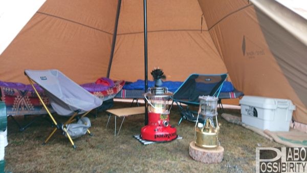 雨キャンプ,楽しみ方,注意点,対策方法,キャンプ用品,必需品,準備アイテム