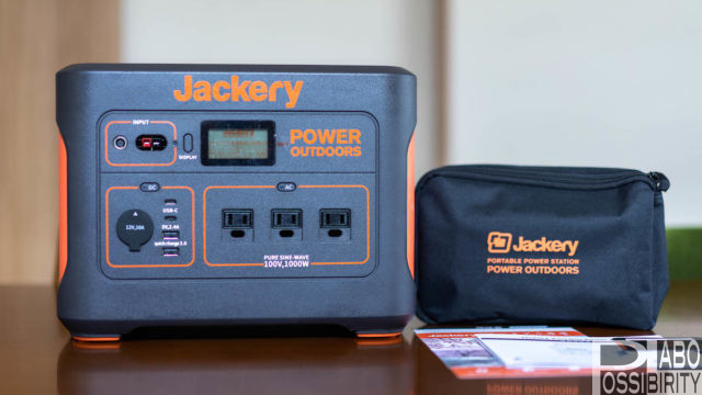 大容量ポータブル電源Jackery(ジャクリ)1000はキャンプや車中泊で大 