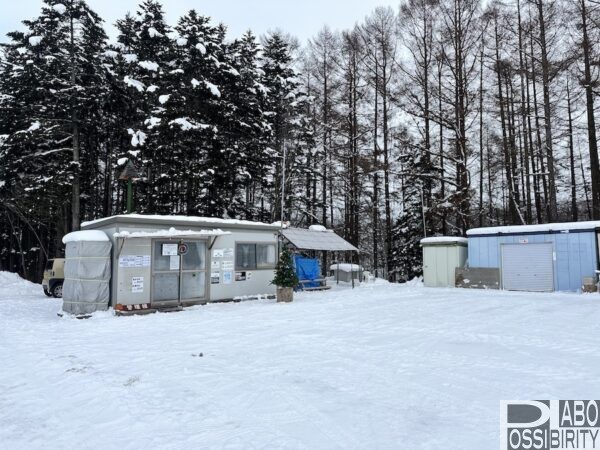 古山貯水池自然公園オートキャンプ場,北海道由仁町,冬営業,冬キャンプ,サイト,冬季,薪,トイレ,除雪,管理棟