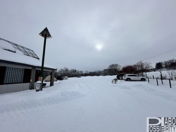 古山貯水池自然公園オートキャンプ場,北海道由仁町,冬営業,冬キャンプ,サイト,冬季,薪,トイレ,除雪,駐車場,フリーサイト