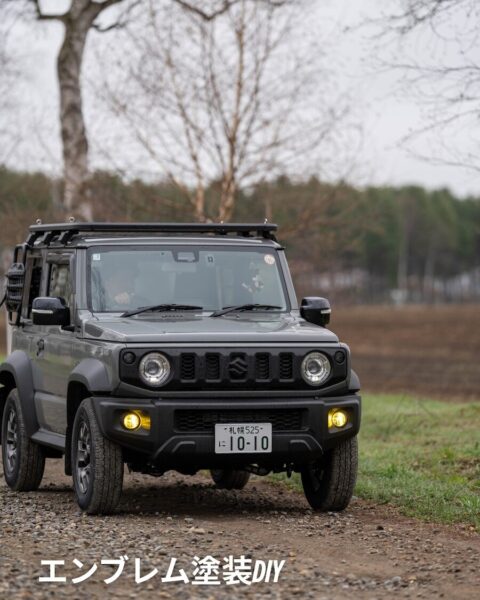ジムニー,,jimny,diy,エンブレム塗装,カスタム,ブログ,体験談,写真,工程,手順,道具