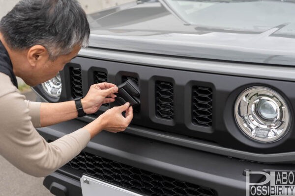 ジムニー,,jimny,diy,エンブレム塗装,カスタム,ブログ,体験談,写真,工程,手順,道具