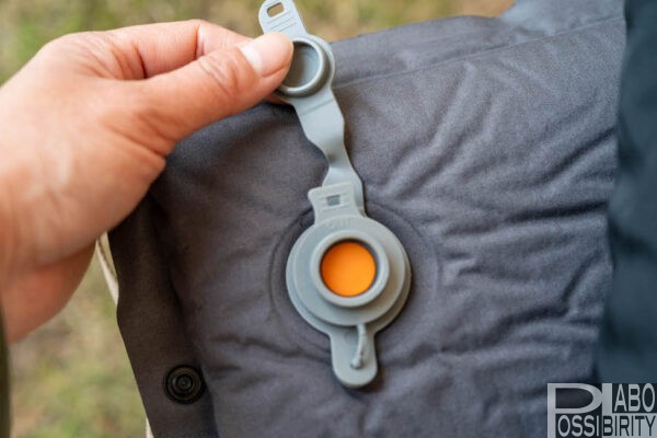 Nuucaインフレータブルマット,Makuake,口コミ,体験談,感想,メリット,シュラフ,収納性