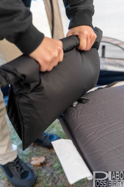 Nuucaインフレータブルマット,Makuake,口コミ,体験談,感想,メリット,シュラフ,収納性