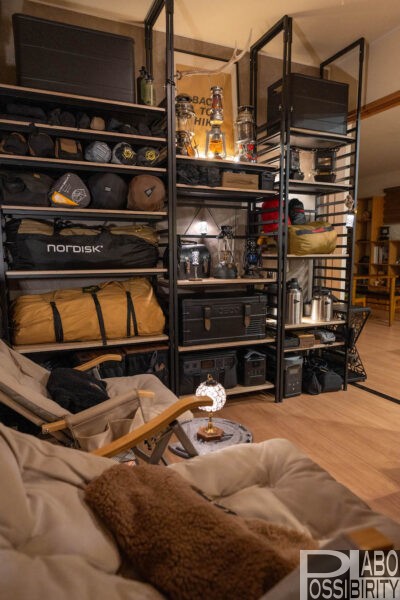 キャンプ棚,dinos, ディノス,ブルックリンテイスト頑丈突っ張りラック,収納棚,おしゃれ,写真,口コミ,使用例